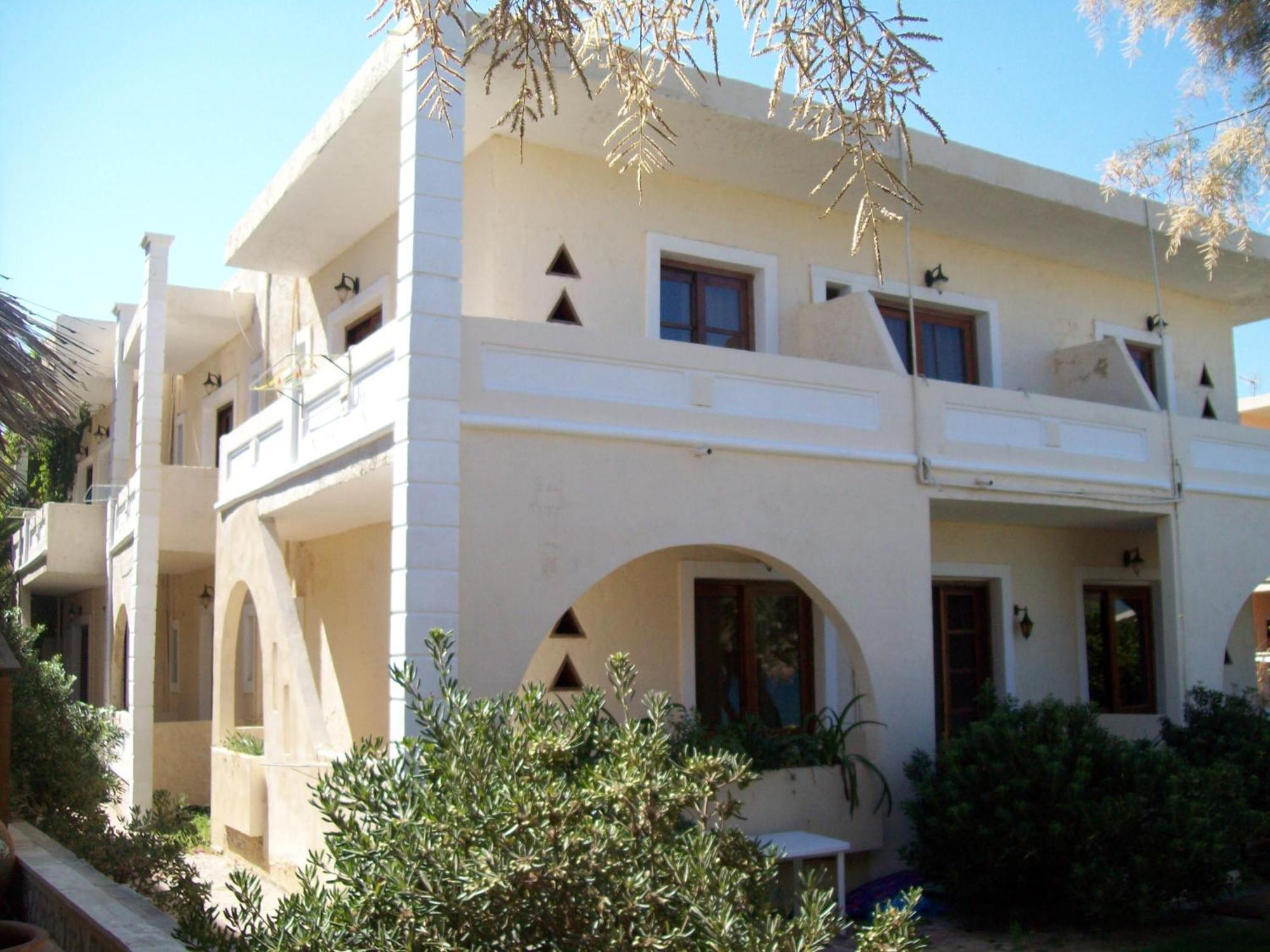 Kato Stalos Beach Exterior photo