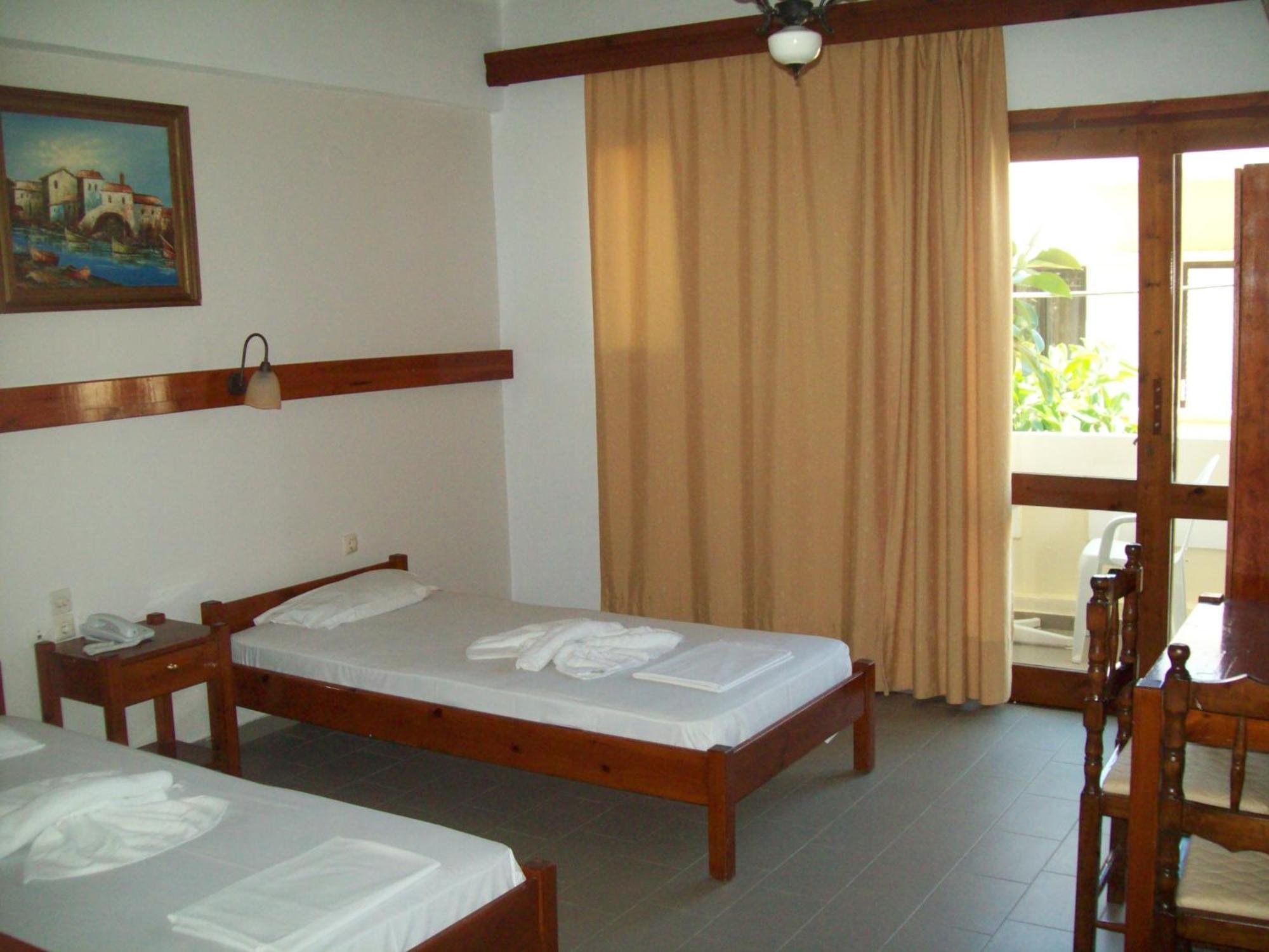 Kato Stalos Beach Exterior photo