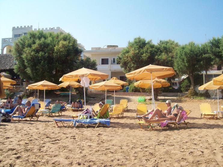 Kato Stalos Beach Exterior photo