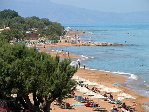 Kato Stalos Beach Exterior photo