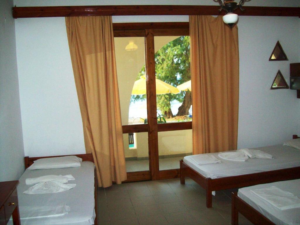 Kato Stalos Beach Room photo