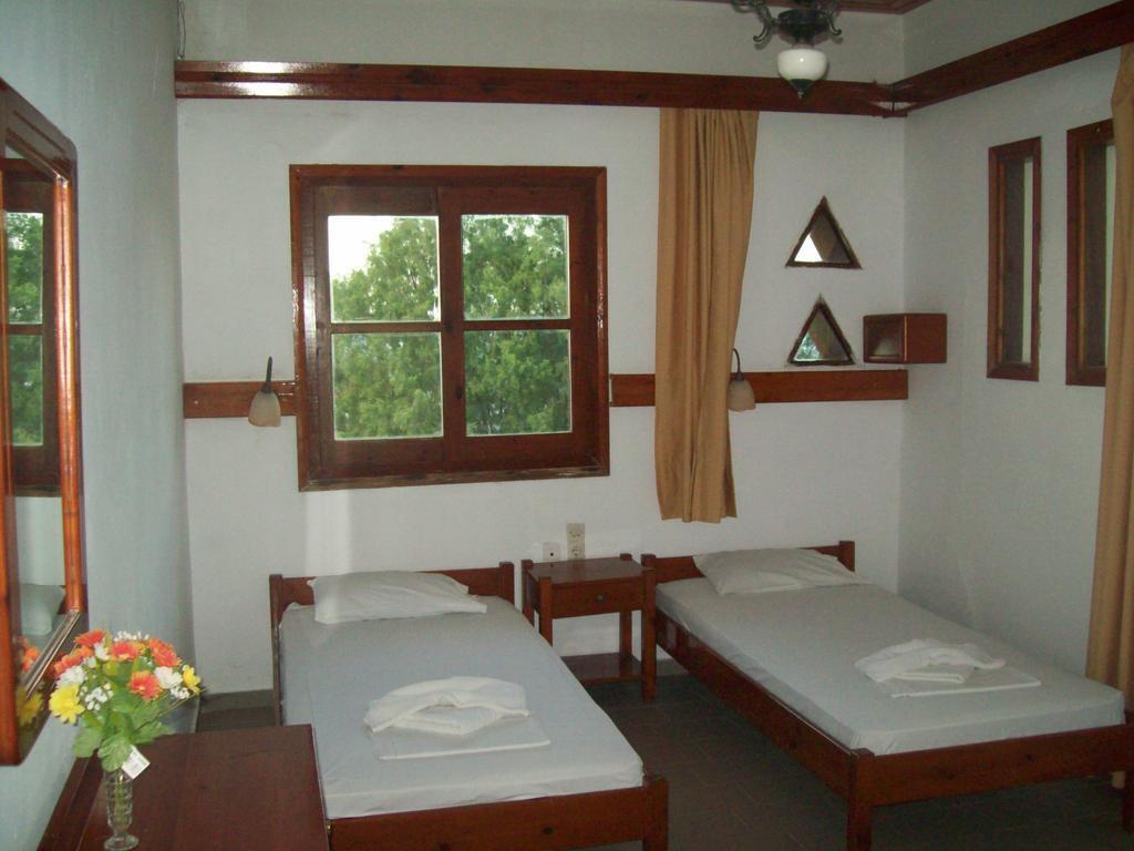 Kato Stalos Beach Exterior photo